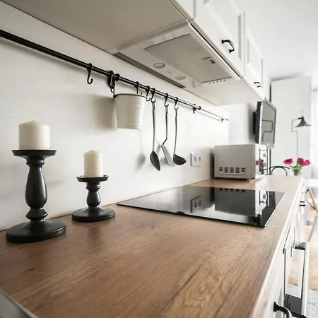 New In Fancy Neighborhood * Warschau